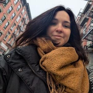 Meet your Posher, Gina